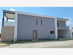 Casa en venta en Residencial Finca Real, Córdoba — foto 2 de 32