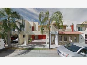 Casa en venta en Residencial Fluvial Vallarta, Puerto Vallarta — foto 2 de 12