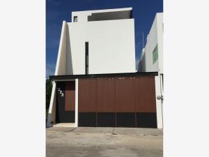 Casa en renta en Altabrisa, Mérida — foto 2 de 9