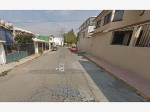 Casa en venta en Bosques del Valle 1a Sección, Coacalco de Berriozábal — foto 3 de 11