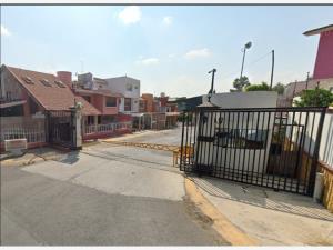Casa en venta en Jardines del Alba, Cuautitlán Izcalli — foto 3 de 10