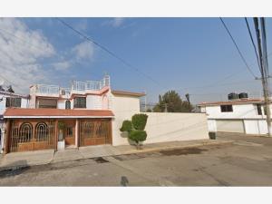 Casa en venta en Bosques del Valle 1a Sección, Coacalco de Berriozábal — foto 2 de 12