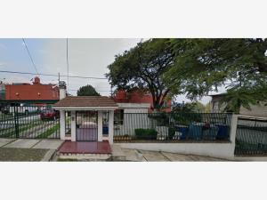 Casa en Miguel Hidalgo, Tlalpan, Ciudad de México