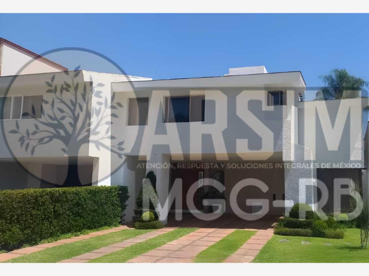 Casa en venta en Atlas Colomos, Zapopan — foto 1 de 57