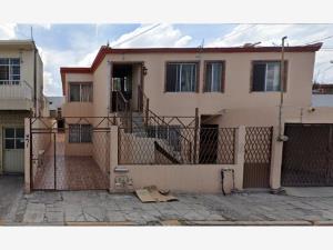 Casa en venta en Saltillo Centro, Saltillo — foto 3 de 18