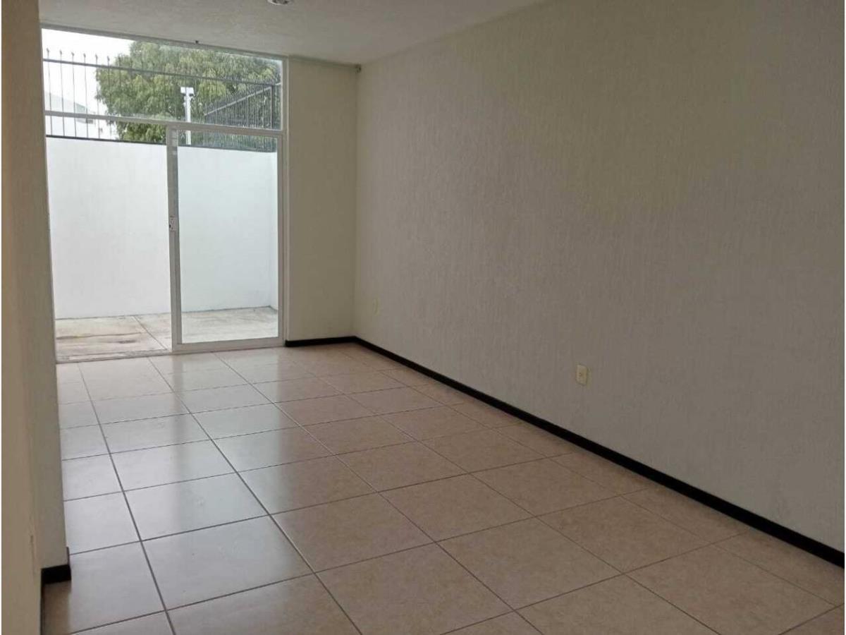 Casa en venta en El Fortín, Zapopan — foto 1 de 16