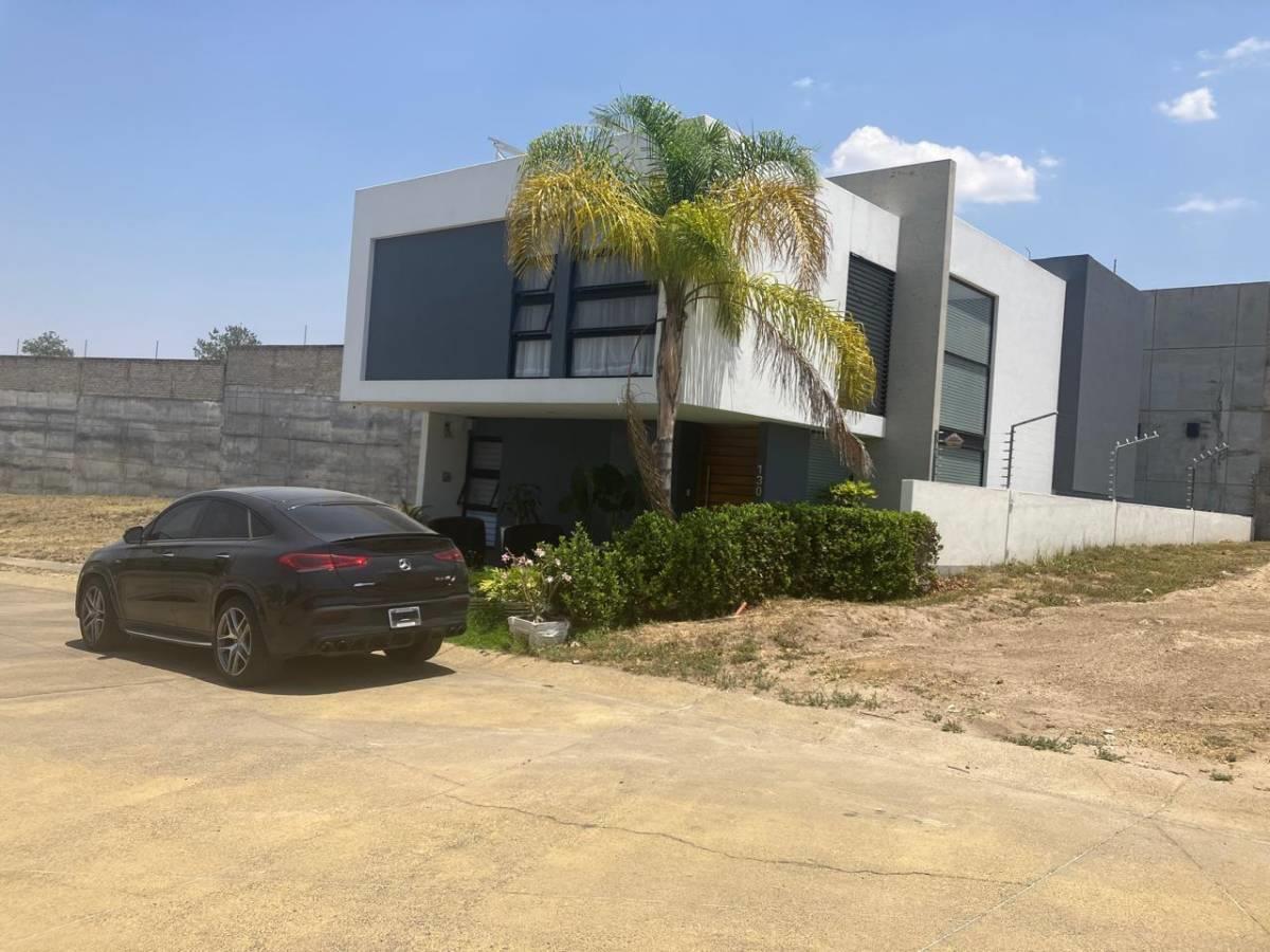 Terreno en venta en Valle Imperial, Zapopan — foto 1 de 8
