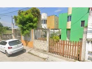 Casa en remate en Villas de San Clemente, Álamo Temapache, Veracruz de Ignacio de la Llave