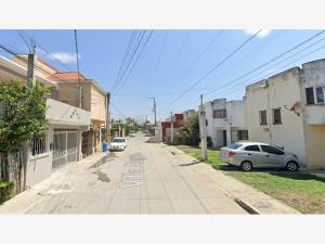 Casa en venta en Villas de San Clemente, Álamo Temapache — foto 3 de 5