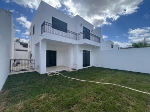 Casa en Gran Santa Fe, Mérida, Yucatán