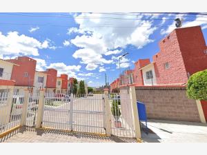 Casa en venta en Granjas Banthí Sección Solares, San Juan del Río — foto 3 de 9