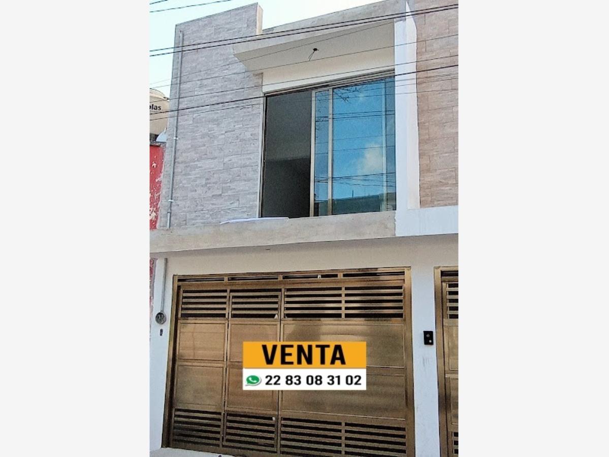 Casa en venta en Francisco Villa, Xalapa — foto 1 de 22