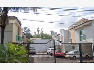 Casa en venta en Bosques de La Victoria, Guadalajara — foto 3 de 11