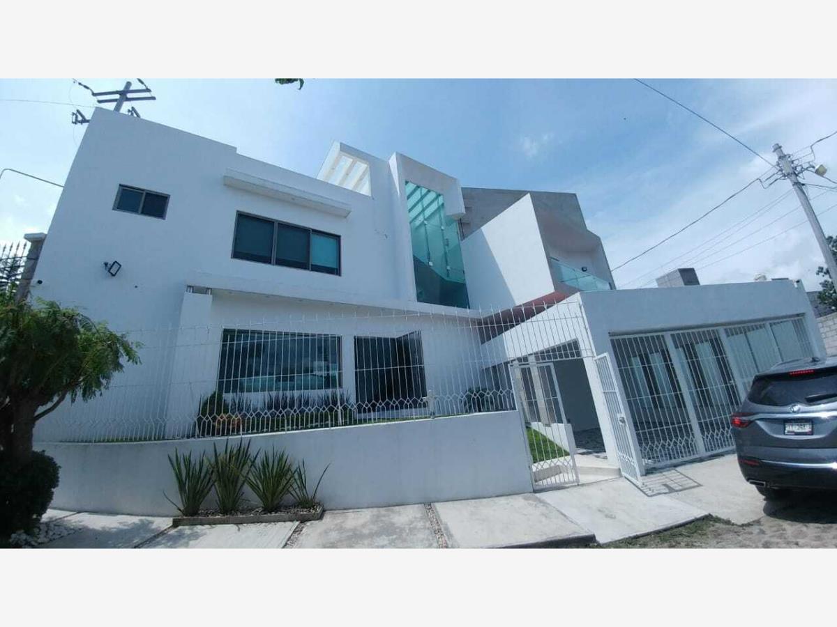 Casa en venta en Jardines de Tlayacapan, Tlayacapan — foto 1 de 21