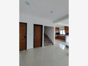 Casa en venta en Lomas de la Rioja, Alvarado — foto 3 de 9