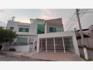 Casa en venta en Jardines de Tlayacapan, Tlayacapan — foto 2 de 15