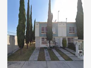 Casa en Los Héroes de Puebla, Puebla, Puebla