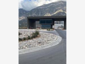 Terreno en Parque 100, Santa Catarina, Nuevo León