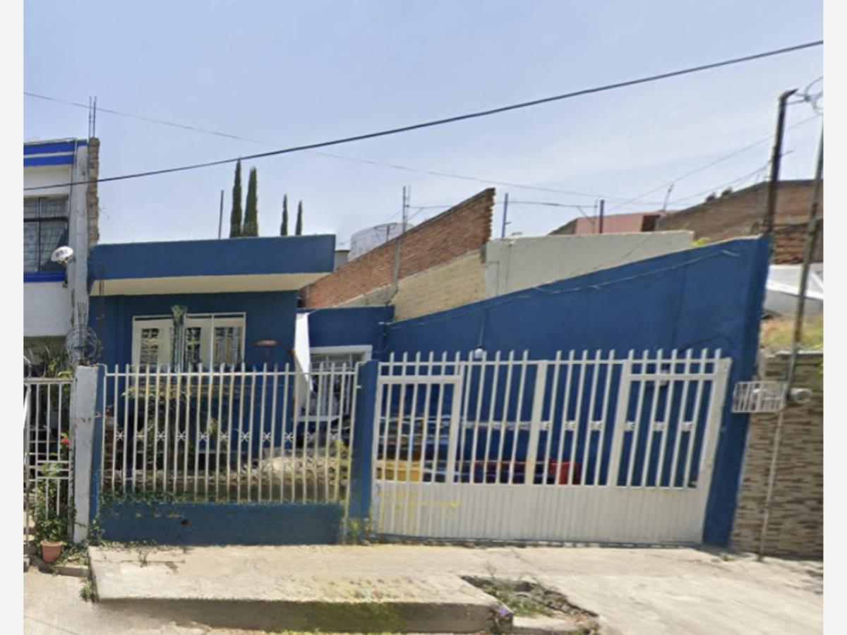 Casa en venta en Lomas de Oblatos 1a Secc, Guadalajara — foto 1 de 8
