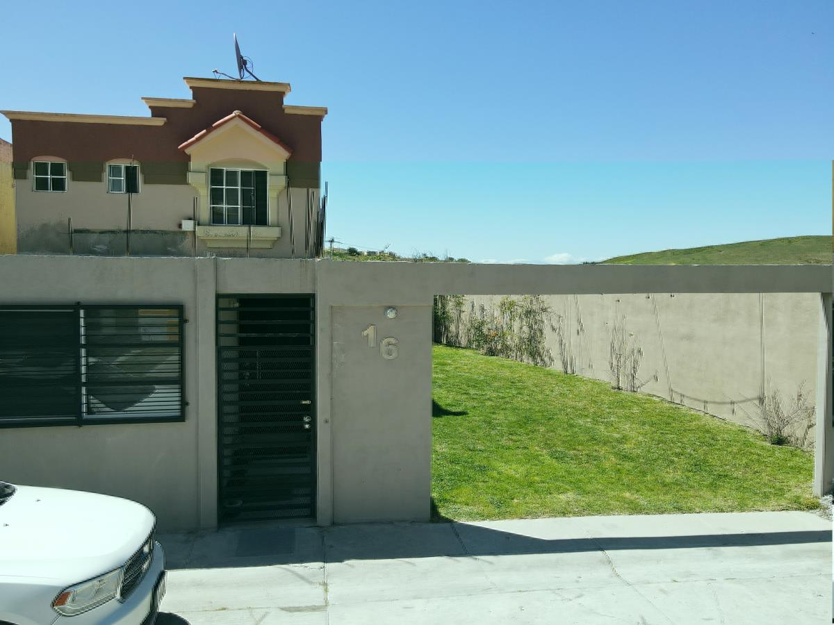 Casa en venta en Urbi Quinta del Cedro, Tijuana — foto 1 de 19