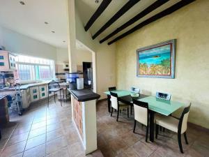 Casa en venta en Lomas de Ahuatlán, Cuernavaca — foto 3 de 9
