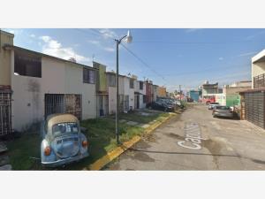 Casa en venta en Galaxia Bonito Jalisco, El Salto — foto 2 de 10