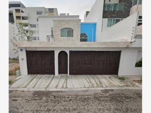 Casa en Colinas del Cimatario, Querétaro, Querétaro