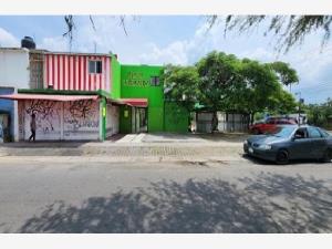 Local en venta en Hacienda Santa Fe, Tlajomulco de Zúñiga — foto 2 de 8