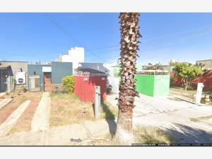Casa en venta en Paseos del Lago, San Pedro Tlaquepaque — foto 3 de 12
