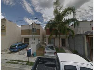 Casa en remate en Residencial Hacienda los Nogales, Linares, Nuevo León