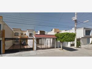 Casa en Jardines del Sur, San Luis Potosí, San Luis Potosí
