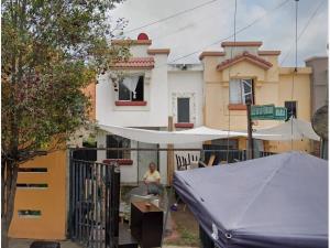 Casa en venta en Paseos de Santiago, Tonalá — foto 3 de 4