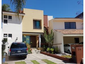 Casa en venta en Arbolada Bosques de Santa Anita, Tlajomulco de Zúñiga — foto 2 de 17