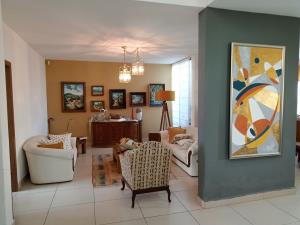 Casa en venta en Arbolada Bosques de Santa Anita, Tlajomulco de Zúñiga — foto 3 de 17