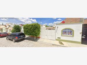 Casa en venta en Granjas Banthi, San Juan del Río — foto 2 de 13