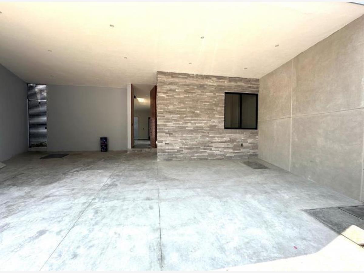 Casa en venta en Lomas de Atzingo, Cuernavaca — foto 1 de 19