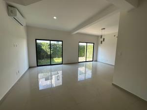 Casa en venta en Lomas de la Rioja, Alvarado — foto 2 de 19