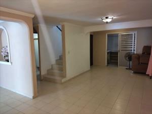 Casa en venta en Residencial las Puentes, San Nicolás de los Garza — foto 3 de 8