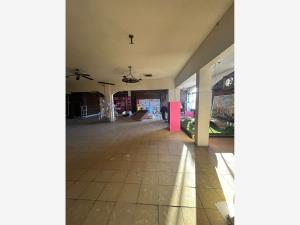Local en renta en Capellanía, Ramos Arizpe — foto 3 de 10