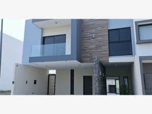 Casa en venta en Lomas de la Rioja, Alvarado — foto 2 de 21