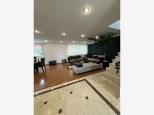 Casa en venta en Hacienda de las Palmas, Huixquilucan — foto 3 de 35