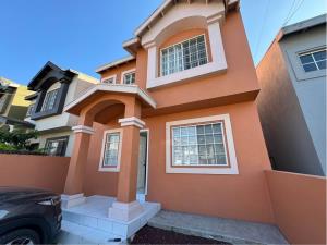 Casa en renta en Residencial La Esmeralda, Tijuana — foto 2 de 7