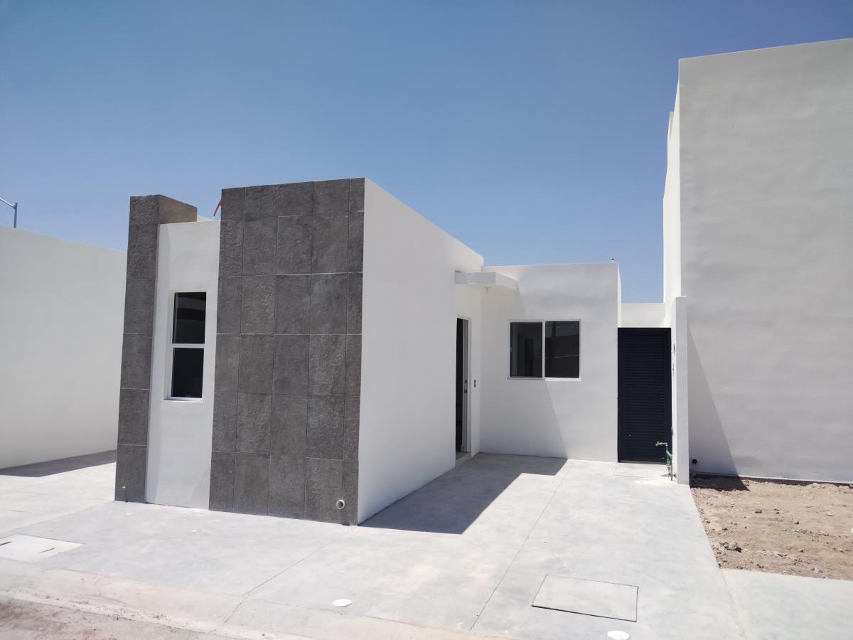 Casa en venta en Fidel Velázquez, Gómez Palacio — foto 1 de 16