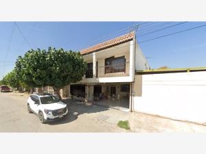 Casa en remate en La Esperanza, Gómez Palacio, Durango