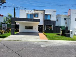 Casa en venta en Lomas de Cocoyoc, Atlatlahucan — foto 2 de 16