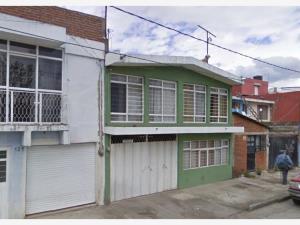 Casa en venta en La Tamacua, Uruapan — foto 3 de 4