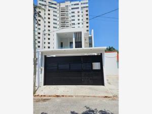Casa en venta en Boca del Rio Centro, Boca del Río, Veracruz de Ignacio de la Llave Casa en venta en Boca del Rio Centro, Boca del Río, Veracruz de Ignacio de la Llave