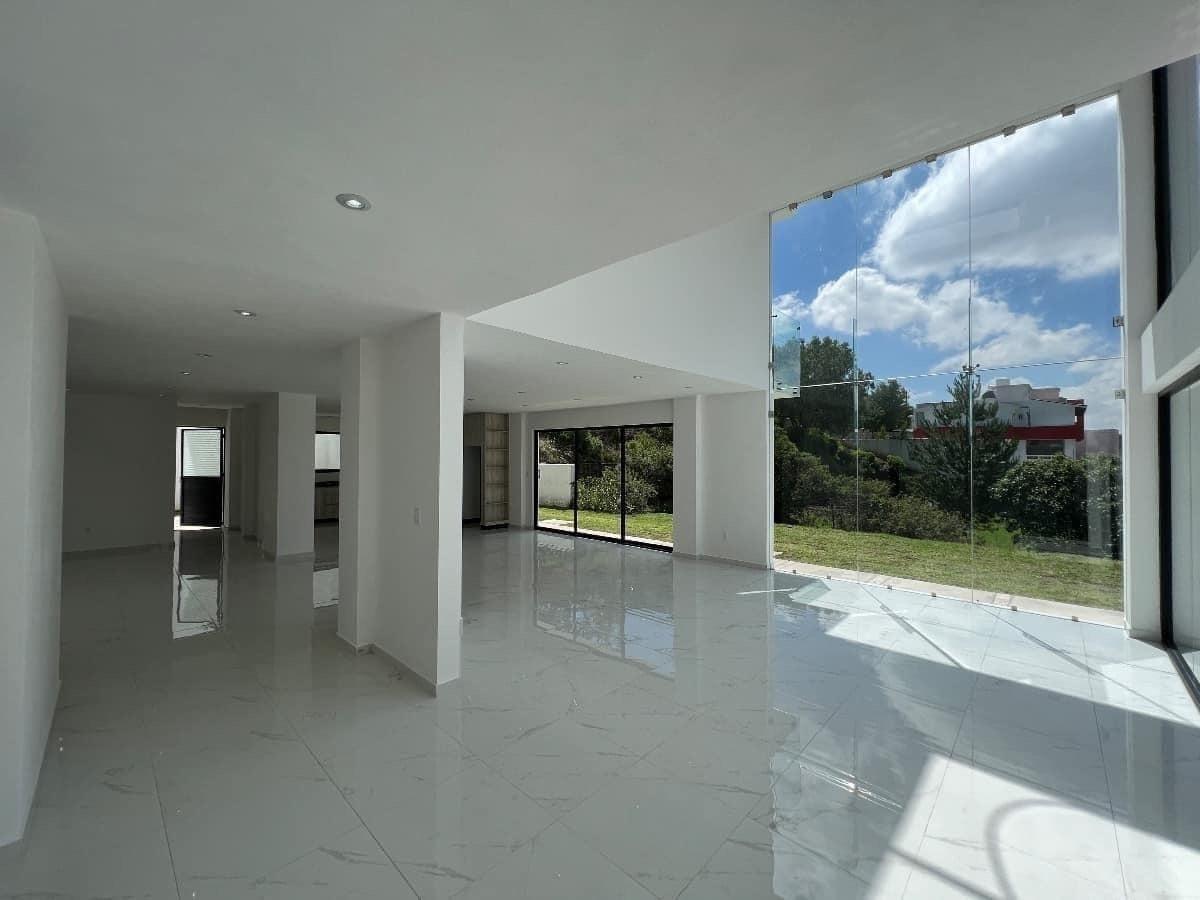 Casa en venta en Bosque Esmeralda, Atizapán de Zaragoza — foto 1 de 10