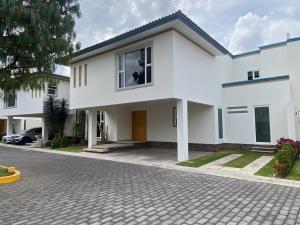 Casa en venta en San Salvador Tizatlalli, Metepec — foto 2 de 19