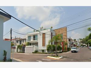 Casa en venta en Cerro Del Tesoro, San Pedro Tlaquepaque — foto 3 de 10